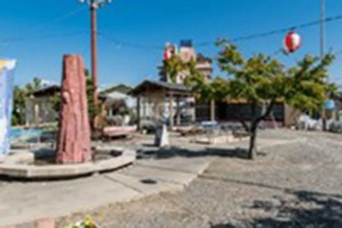 石和源泉足湯ひろば