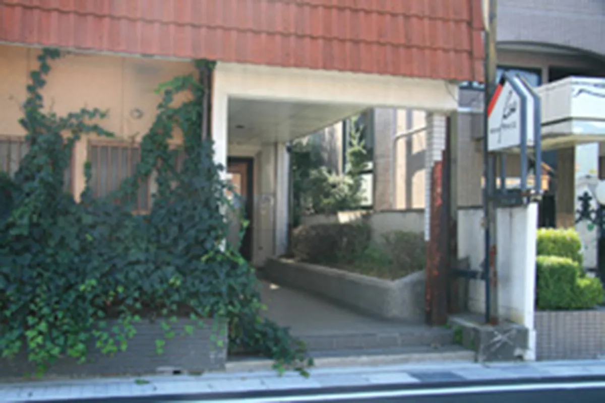 ラウンジ ライズ